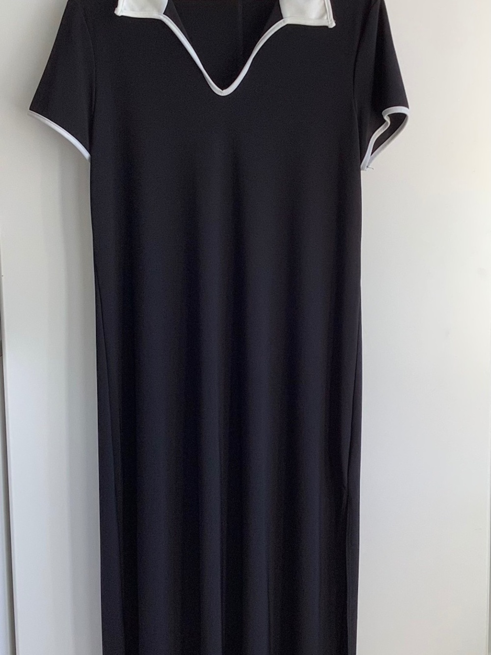 TASH + SOPHIE Black Midi Dress White Collar Short Sleeve Size XL